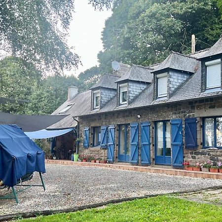 Double & Family Rooms In Tranquility In Blue Saint-Mars-sur-la-Futaie Exterior photo